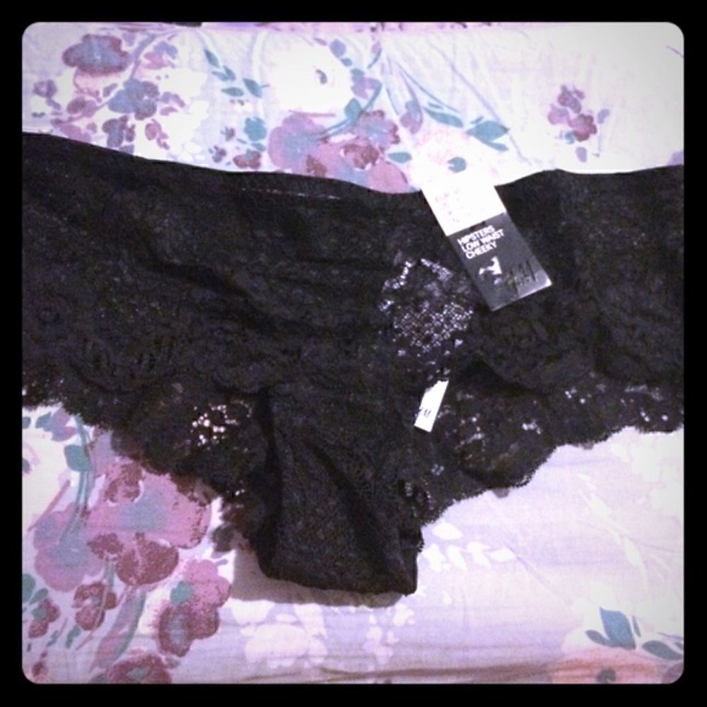 Hipster low waist cheeky sz 6